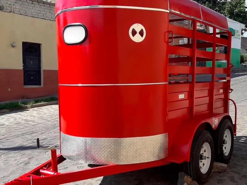 Remolque porta Caballos